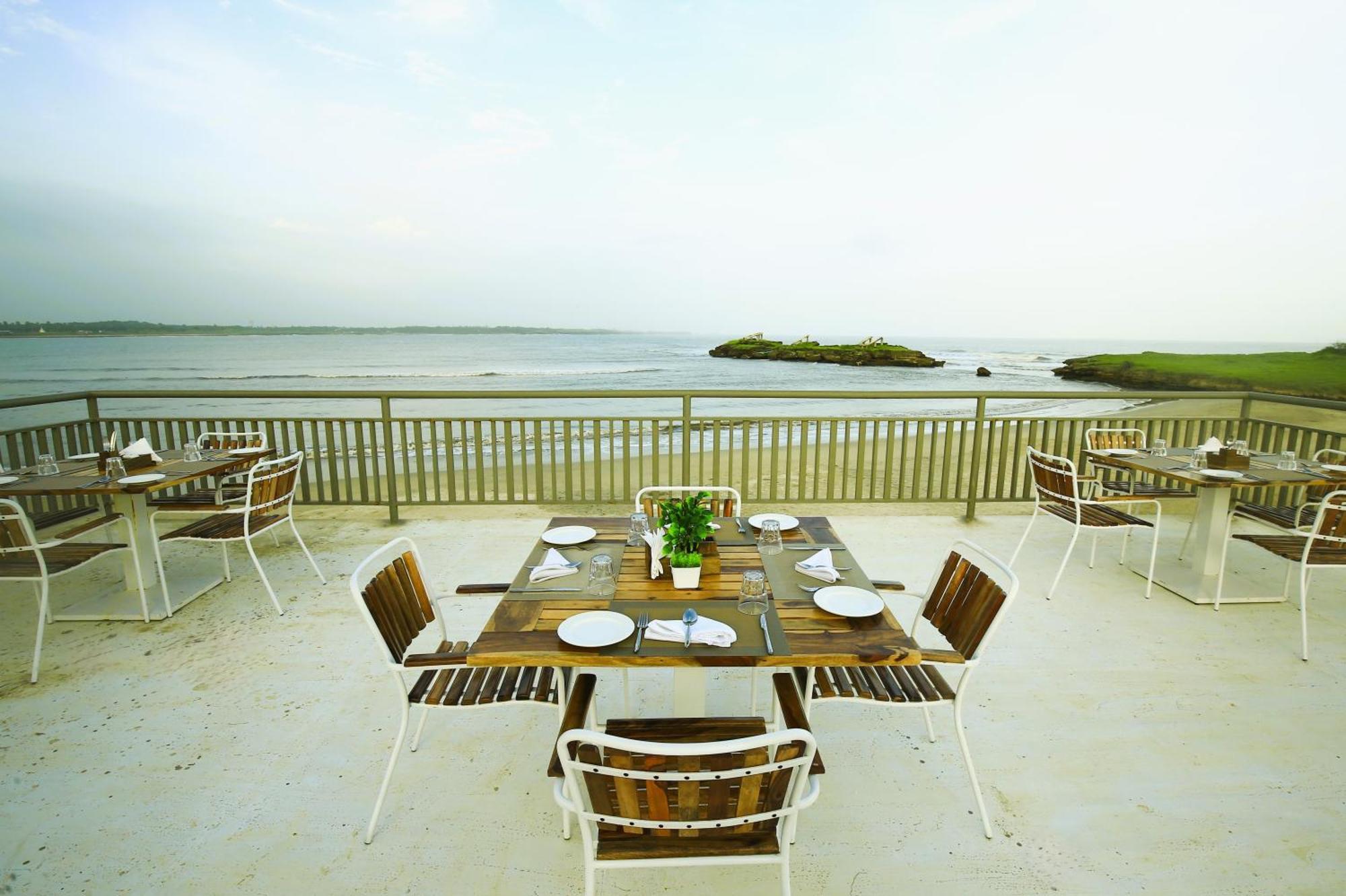 Kamnath Zinc Journey By The Fern, Diu Hotel Eksteriør billede